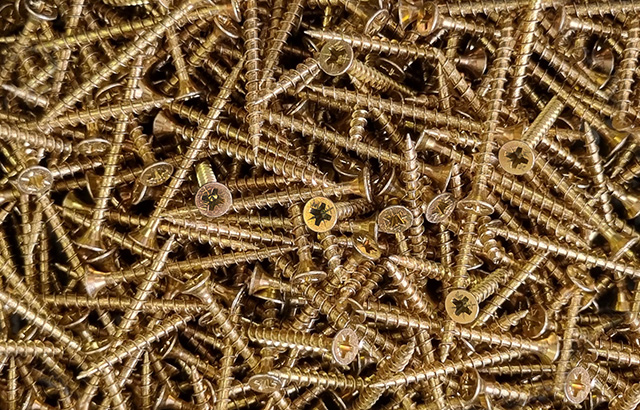 bundle of wood screws